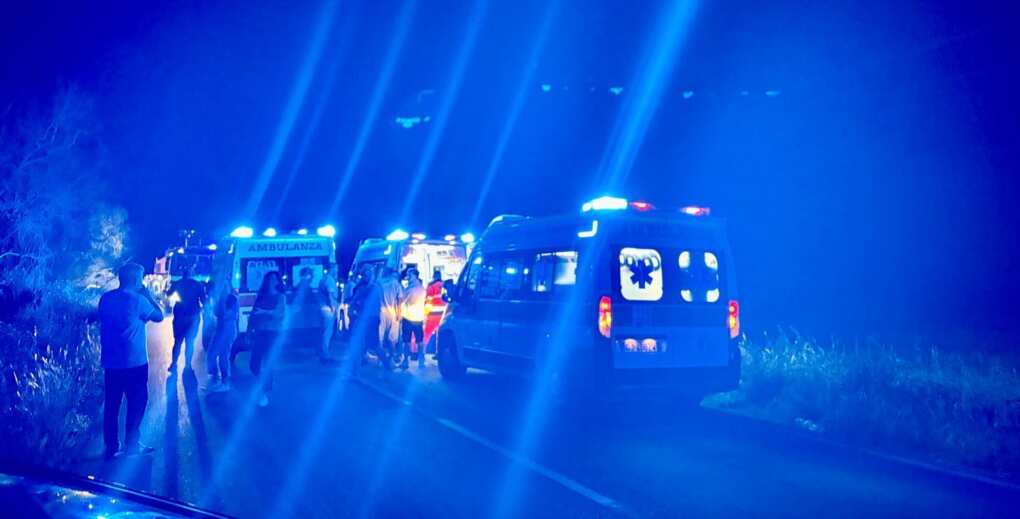 La tragedia a Torchiarolo, un sos prima dello schianto: così sono morti i tre ragazzi La tragedia a Torchiarolo, un sos prima dello schianto: così sono morti i tre ragazzi