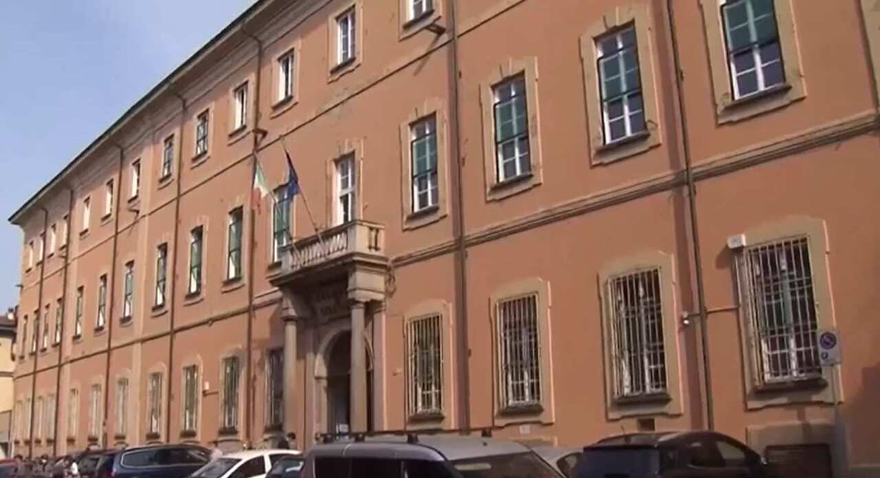 Delitto Garlasco, Stasi e Sempio dai pm: nuove indagini su impronte, telefonate e Dna