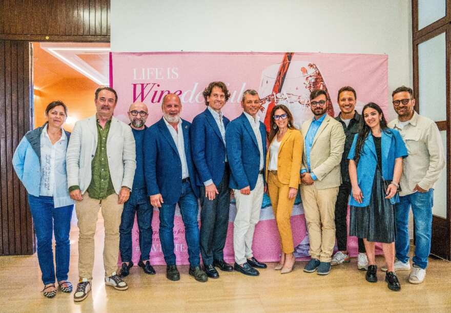 Torna “La Vieste en Rose”, mille sfumature del vino rosato con oltre 200 cantine da tutto il mondo