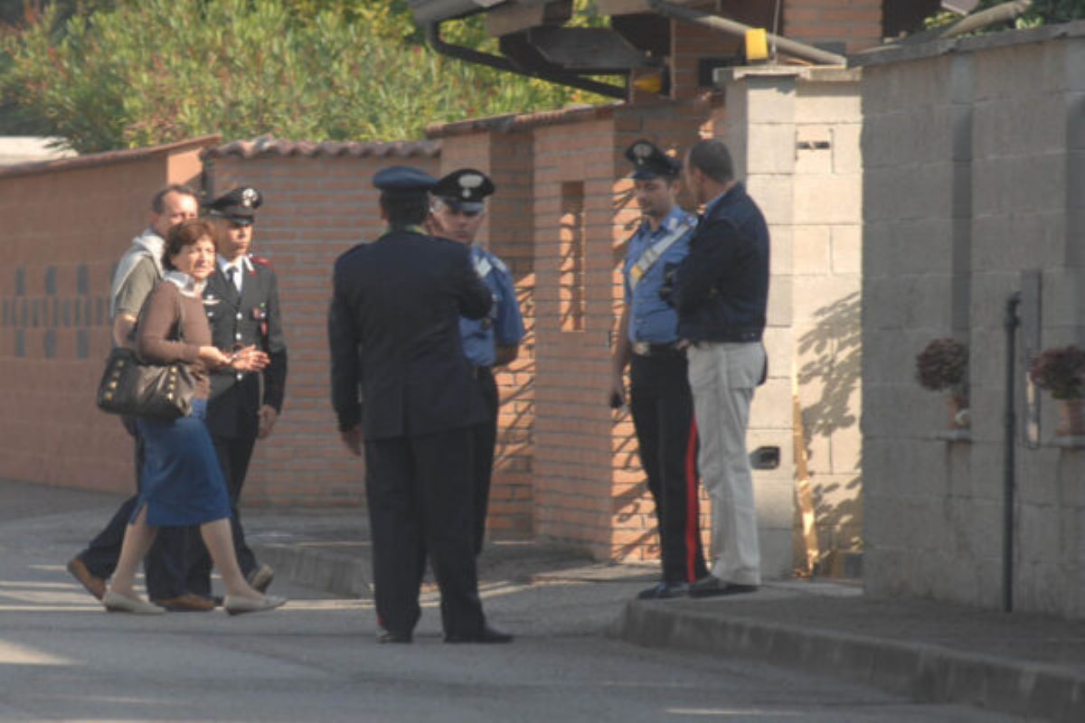 Garlasco, sei impronte ignote vicino a Chiara. La madre di Stasi: «Alberto innocente. Sempio? Meglio non nominarlo» Garlasco, sei impronte ignote vicino a Chiara. La madre di Stasi: «Alberto innocente. Sempio? Meglio non nominarlo»