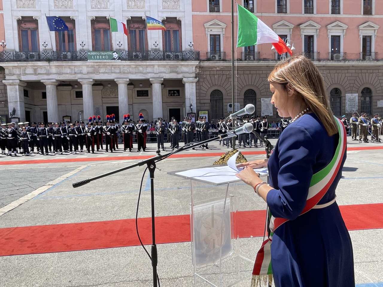 Festa della Repubblica, a Bari cerimonie al Sacrario dei Caduti d’Oltremare e in piazza Libertà Festa della Repubblica, a Bari cerimonie al Sacrario dei Caduti d’Oltremare e in piazza Libertà