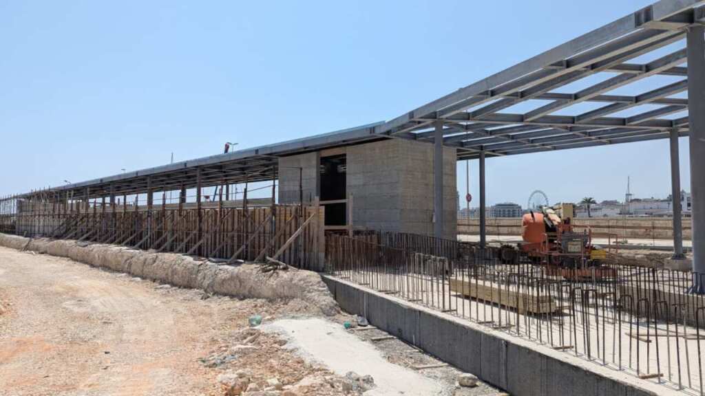 Bari, proseguono i lavori per il nuovo molo Sant’Antonio: sarà pronto entro marzo del 2026 – FOTO