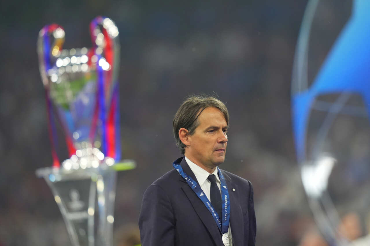 Arriva l’ufficialità: Simone Inzaghi non è più l’allenatore dell’Inter. Lo aspetta l’Al-Hilal in Arabia Arriva l’ufficialità: Simone Inzaghi non è più l’allenatore dell’Inter. Lo aspetta l’Al-Hilal in Arabia