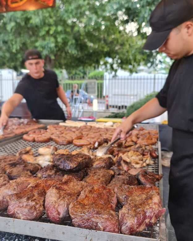 Galleria foto 'L’International Street Food torna a Bari: un viaggio gastronomico tra gli stand in Largo Giannella – FOTO' - foto 1