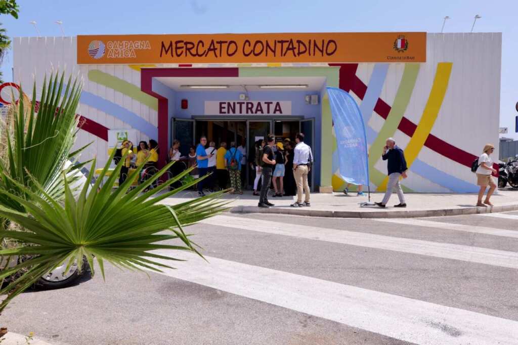Galleria foto 'Inaugurato il Mercato contadino Coldiretti a Bari: un nuovo hub del cibo locale in via Amendola – VIDEO' - foto 2