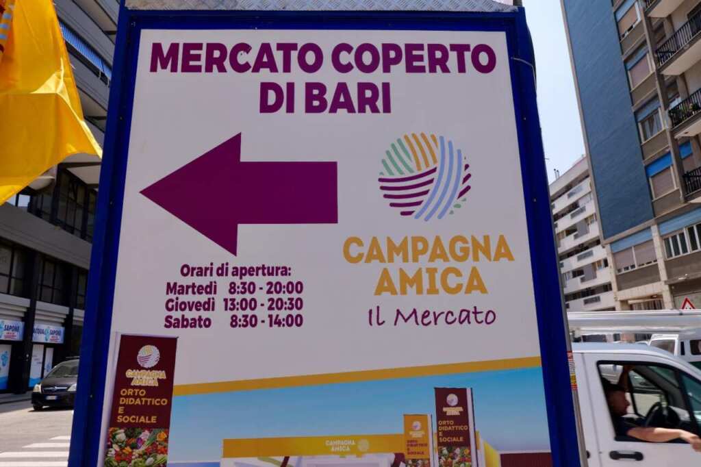 Galleria foto 'Inaugurato il Mercato contadino Coldiretti a Bari: un nuovo hub del cibo locale in via Amendola – VIDEO' - foto 4