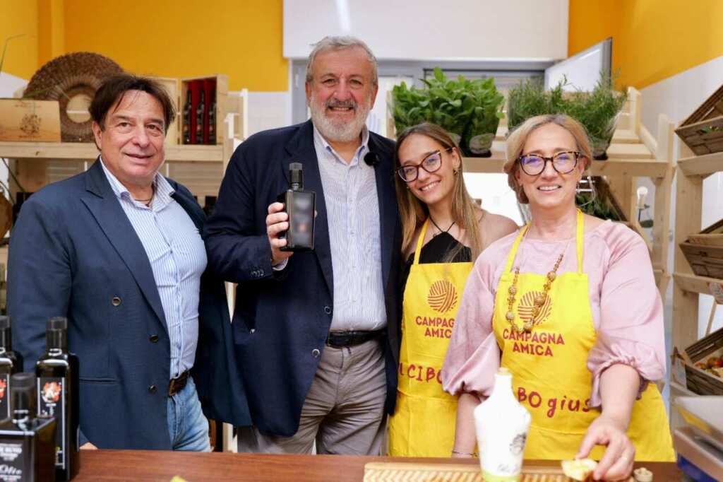 Galleria foto 'Inaugurato il Mercato contadino Coldiretti a Bari: un nuovo hub del cibo locale in via Amendola – VIDEO' - foto 5