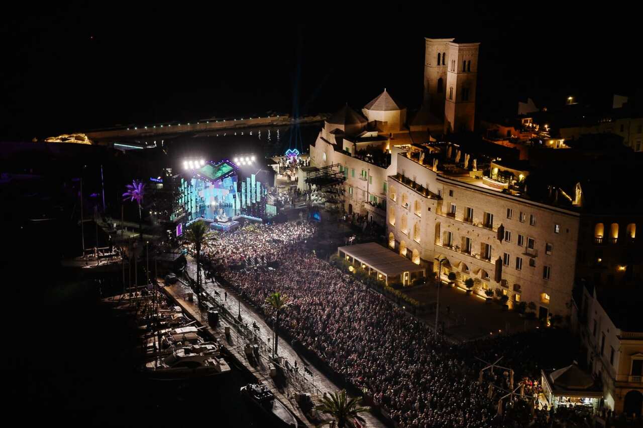 Al via Cornetto Battiti Live 2025 a Molfetta: il cast stellare della prima serata e tutte le novità Al via Cornetto Battiti Live 2025 a Molfetta: il cast stellare della prima serata e tutte le novità
