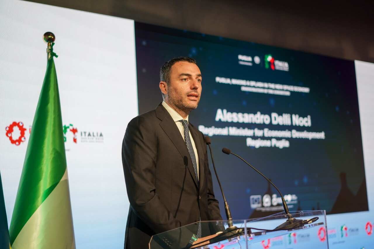 Delli Noci indagato a Lecce: «Chiarirò la mia estraneità ai fatti». Emiliano: «Fiducia in lui»