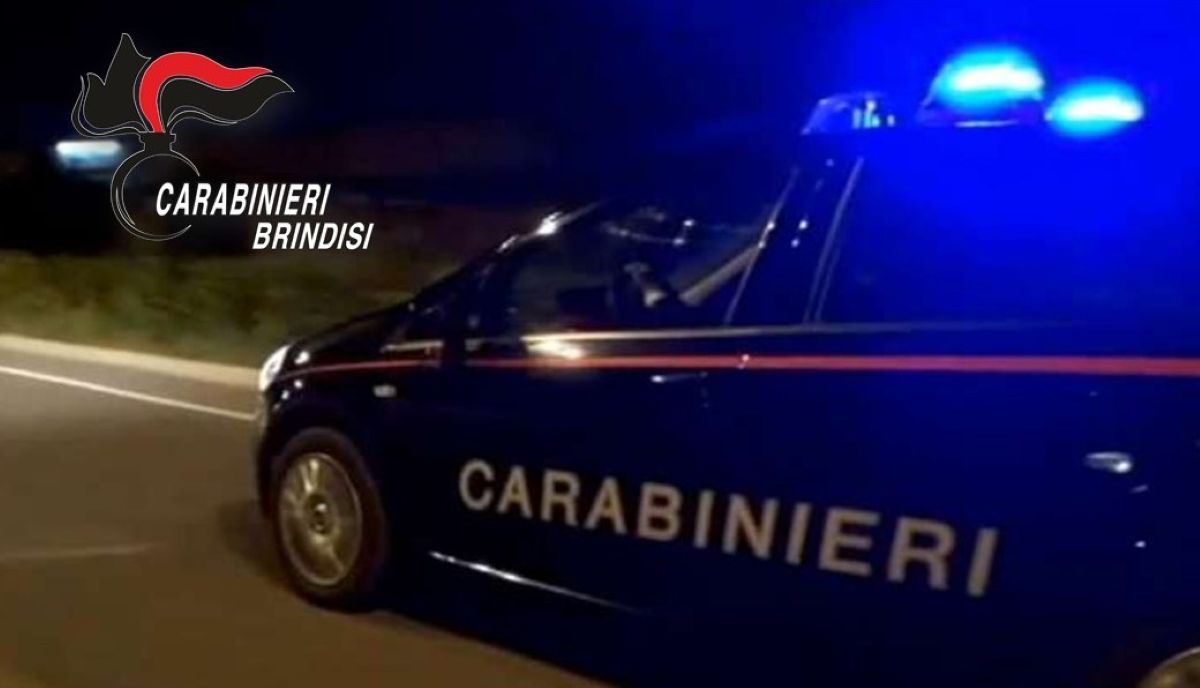 Torre Santa Susanna, spari contro un’auto parcheggiata in campagna: fermata una persona