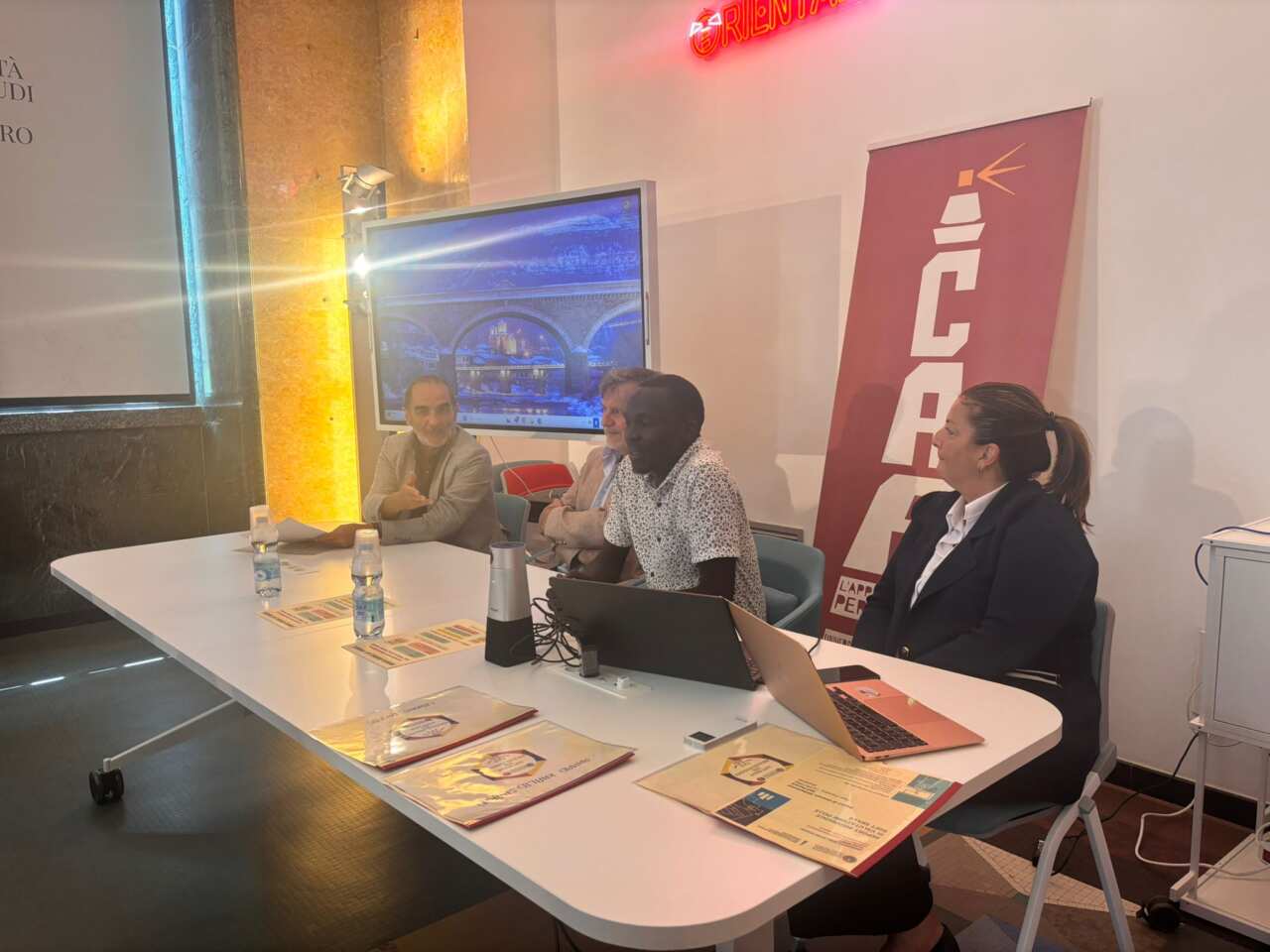 Galleria foto 'Victor, dal Sud Sudan a Bari per studiare: per lui e altri 11 rifugiati le certificazioni digitali dell’UniBa' - foto 1