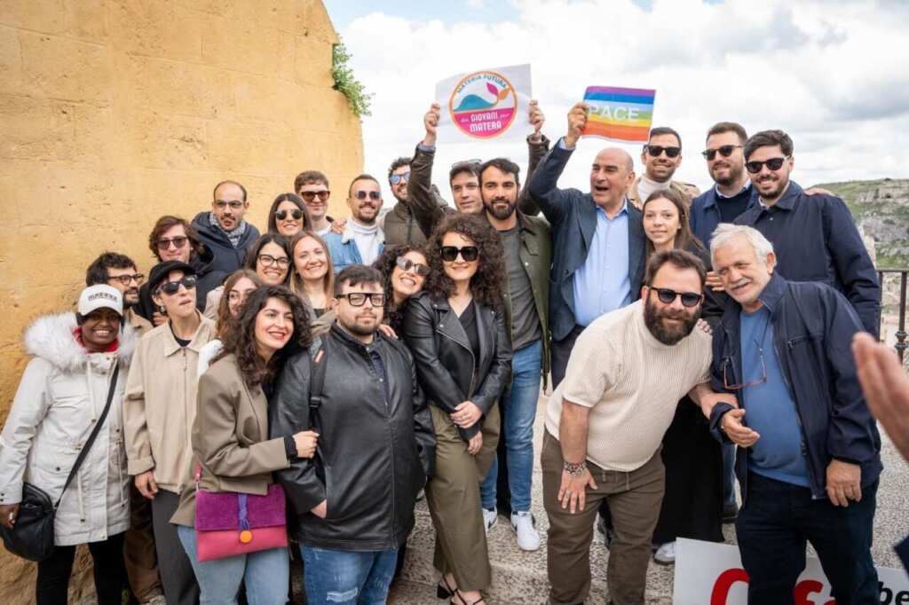 Galleria foto 'Ballottaggio a Matera, Cifarelli con il presidente Emiliano: un patto per Gaza' - foto 1