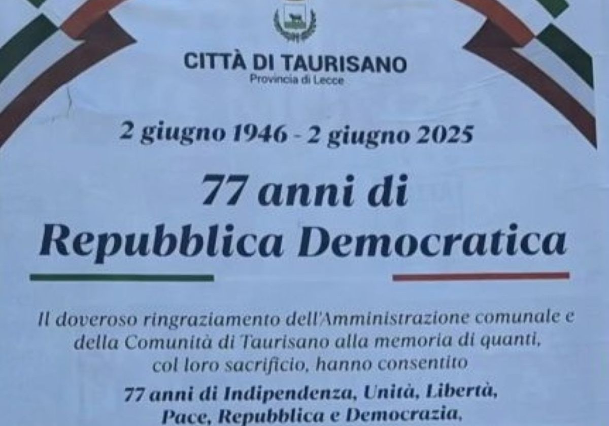 Festa della Repubblica, i conti sbagliati sui manifesti a Taurisano: gli anni trascorsi dal 1946 diventano 77