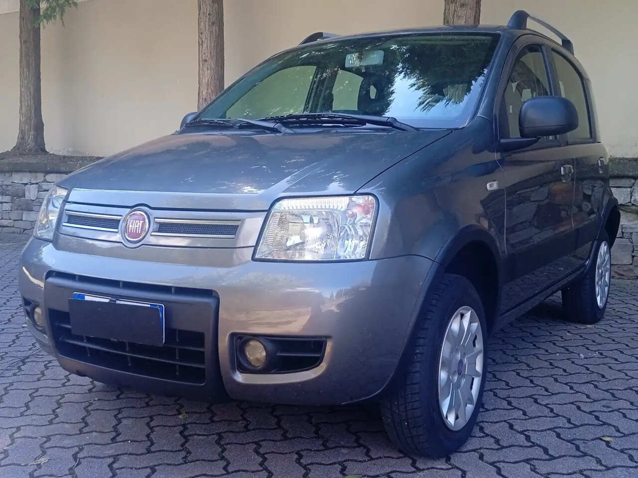 Auto usate, in Puglia è boom di vendite: la Fiat Panda “regina” delle ricerche Auto usate, in Puglia è boom di vendite: la Fiat Panda “regina” delle ricerche
