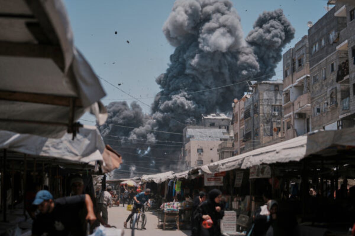 Gaza, oltre venti morti nei raid. Proteste in Israele per gli ostaggi, condanne internazionali Gaza, oltre venti morti nei raid. Proteste in Israele per gli ostaggi, condanne internazionali