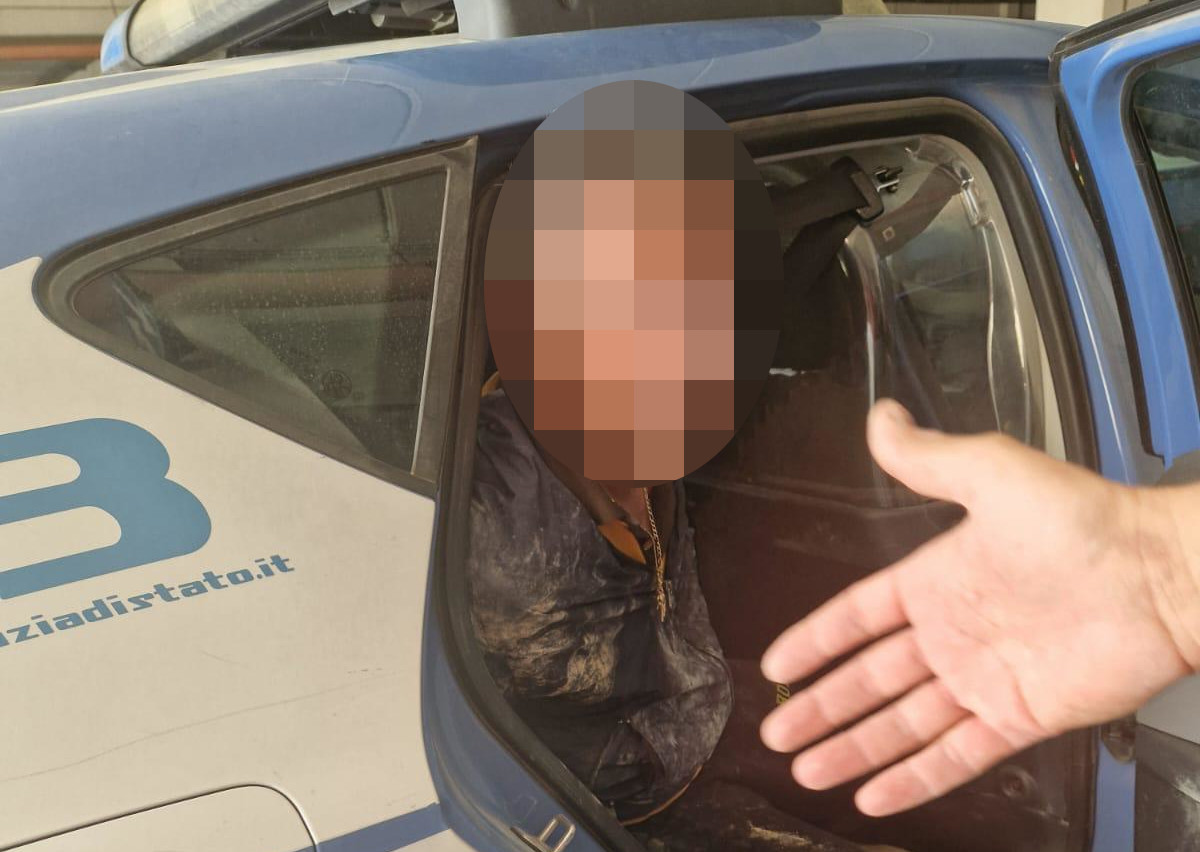 Galleria foto 'Carabiniere ucciso a Francavilla Fontana, trovato un arsenale in un locale del 56enne arrestato' - foto 1