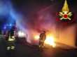 Fiamme nella notte a Casarano, un’Audi Q8 distrutta in un incendio: indagini in corso