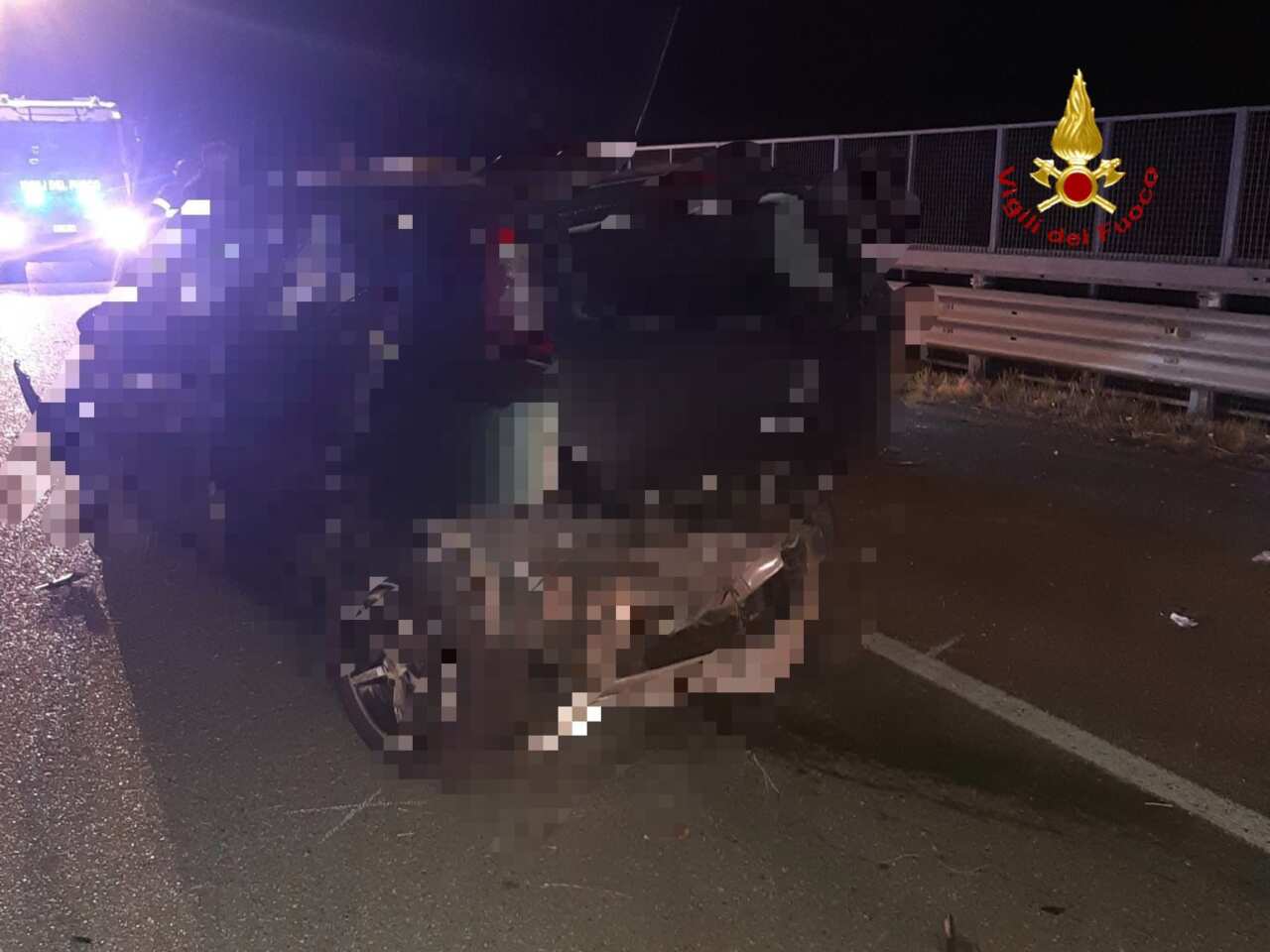 Tragedia sulla provinciale nel Materano, scontro tra due auto: muore un 60enne, tre feriti