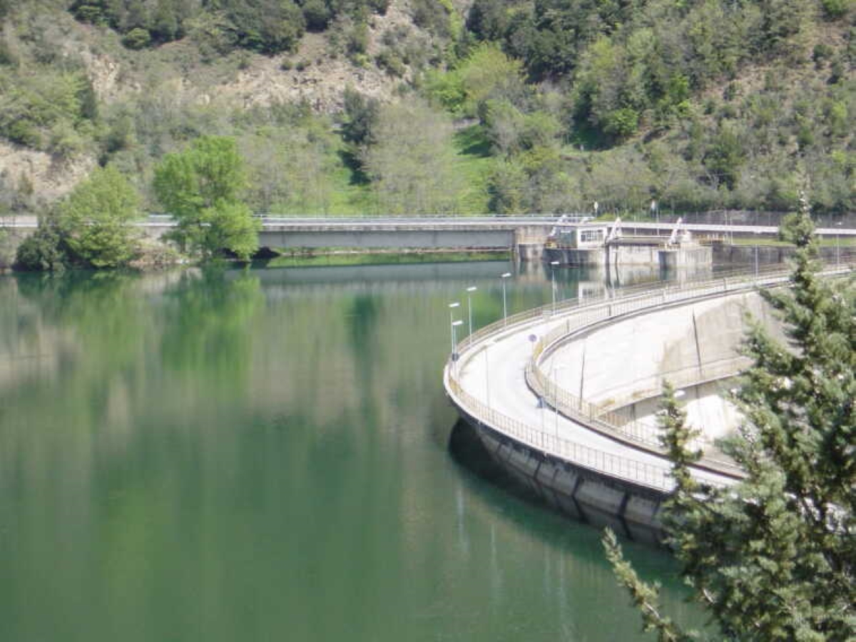 Galleria foto 'Crisi idrica, mancano 60 milioni di metri cubi d’acqua negli invasi lucani' - foto 1