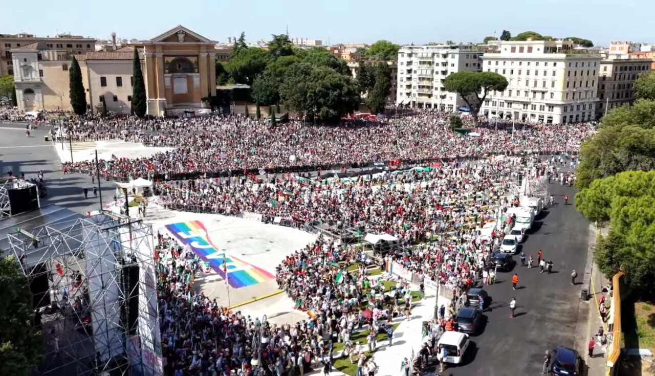 A Roma la piazza per Gaza: «Dalla Puglia grande mobilitazione per il cessate il fuoco»