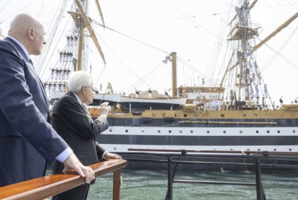 Galleria foto 'Marina Militare, la Vespucci termina il tour e torna a Genova. Mattarella: «È un’eccellenza»' - foto 1