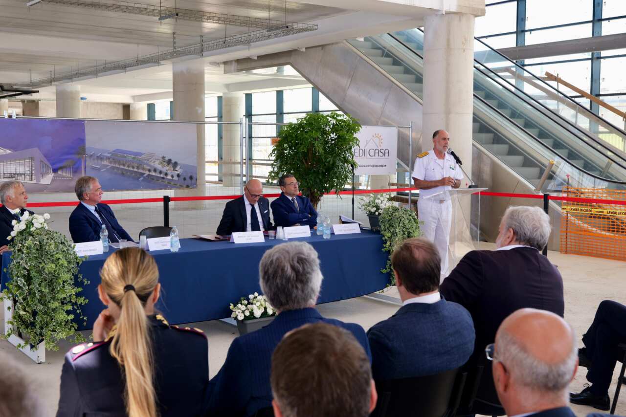 Msc gestirà i servizi crocieristici nei porti di Bari e Brindisi per i prossimi 10 anni: aumentano gli scali Msc gestirà i servizi crocieristici nei porti di Bari e Brindisi per i prossimi 10 anni: aumentano gli scali