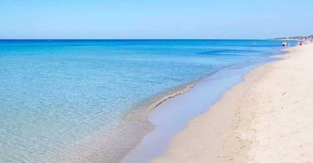 Galleria foto 'Vacanze estive, l’Emilia Romagna la più economica: in alcune località pugliesi si parte da 1.700 euro' - foto 1