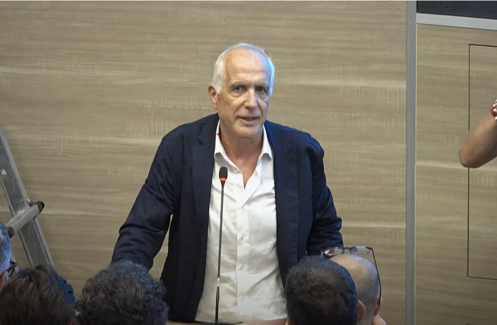 Galleria foto 'Umberto Fratino è il nuovo Rettore del Politecnico di Bari: eletto al primo turno con ampia maggioranza' - foto 2