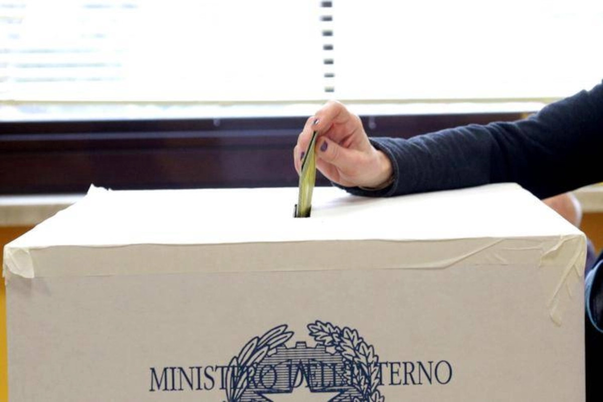 Terzo mandato, bocciato al Senato l’emendamento della Lega: la maggioranza si spacca Terzo mandato, bocciato al Senato l’emendamento della Lega: la maggioranza si spacca