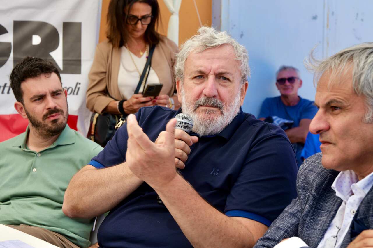 Galleria foto 'Puglia, Emiliano incontra coltivatori e allevatori: «Fondamentale l’associazionismo in agricoltura» – VIDEO' - foto 6