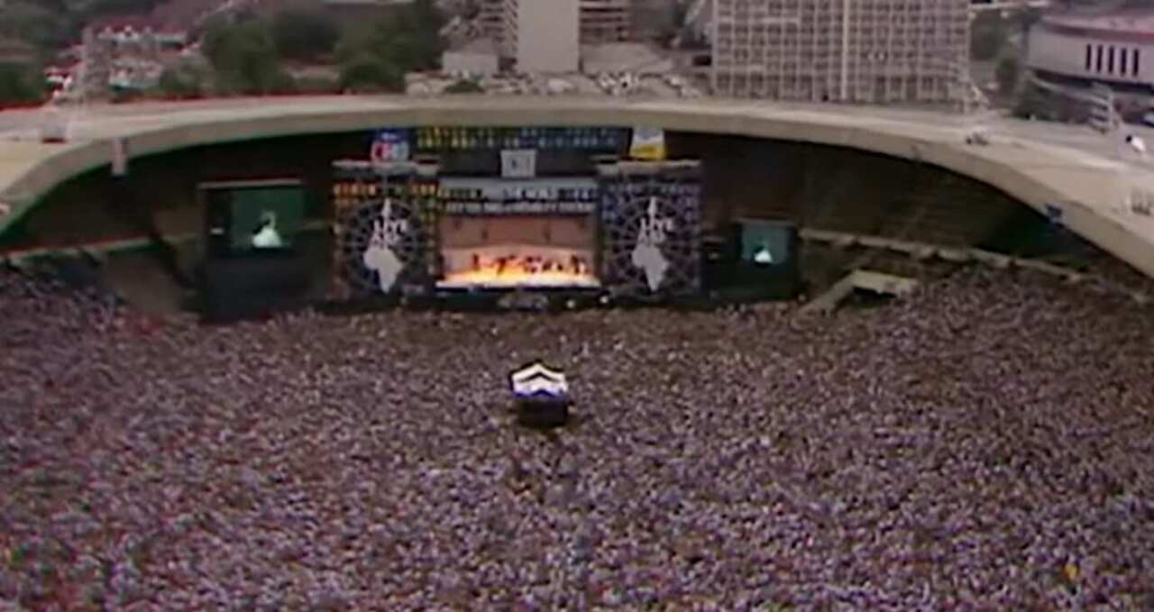 Galleria foto 'Live Aid, 40 anni dopo: il giorno in cui la musica unì il mondo contro la fame in Etiopia' - foto 1