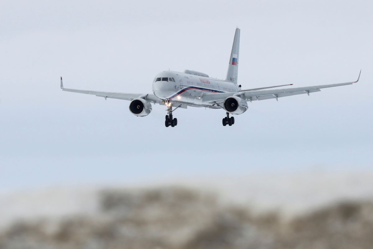 Galleria foto 'Tragedia in Russia, precipita aereo con 49 persone: nessun sopravvissuto vicino a Tynda' - foto 1