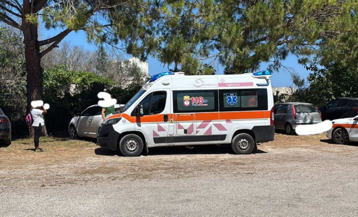 Galleria foto 'Tragedia ad Otranto, attende la moglie in auto sotto al sole ma non ce la fa: 35enne muore davanti a sua figlia' - foto 1