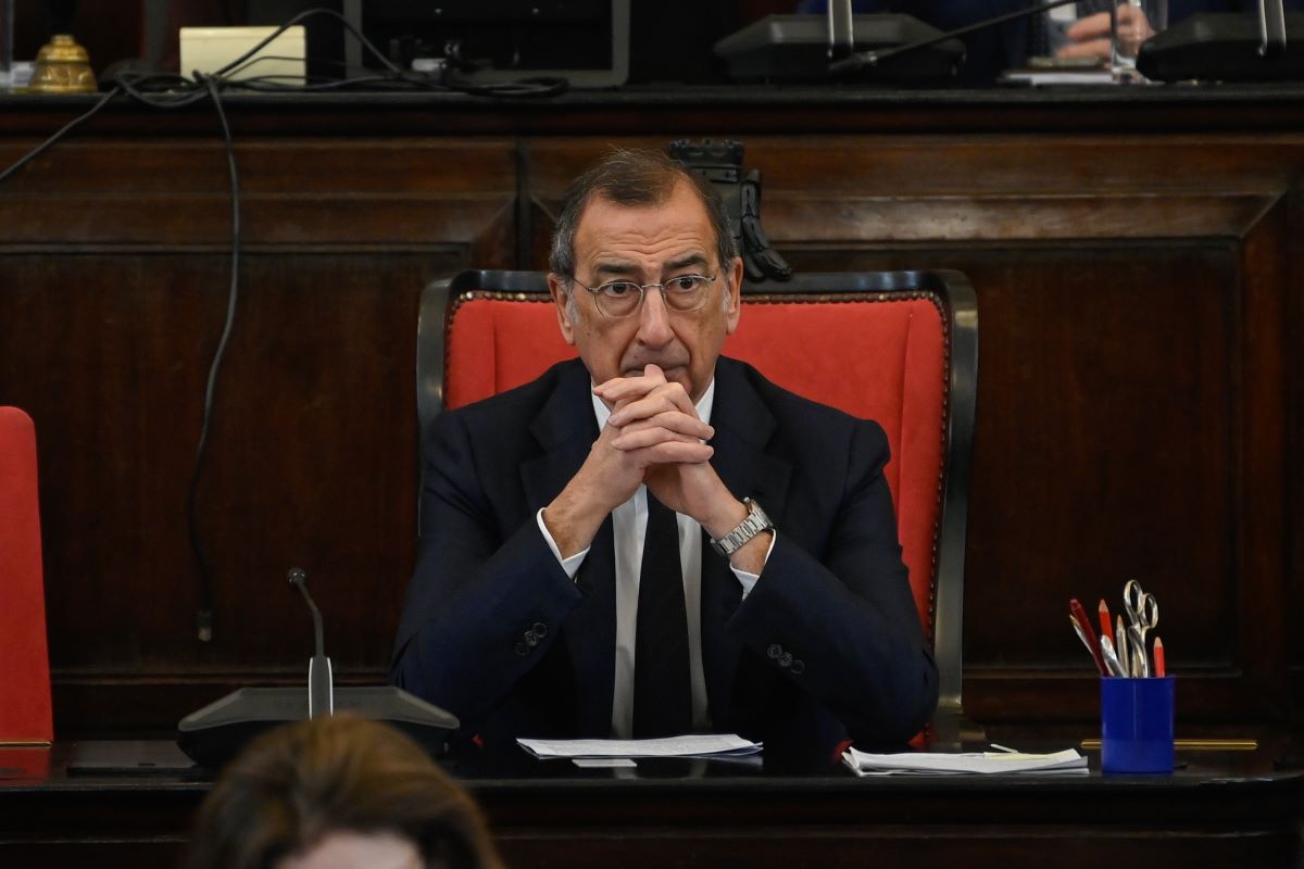 Galleria foto 'Milano, Beppe Sala contestato ma resiste: atteso in aula per riferire sull’indagine' - foto 1