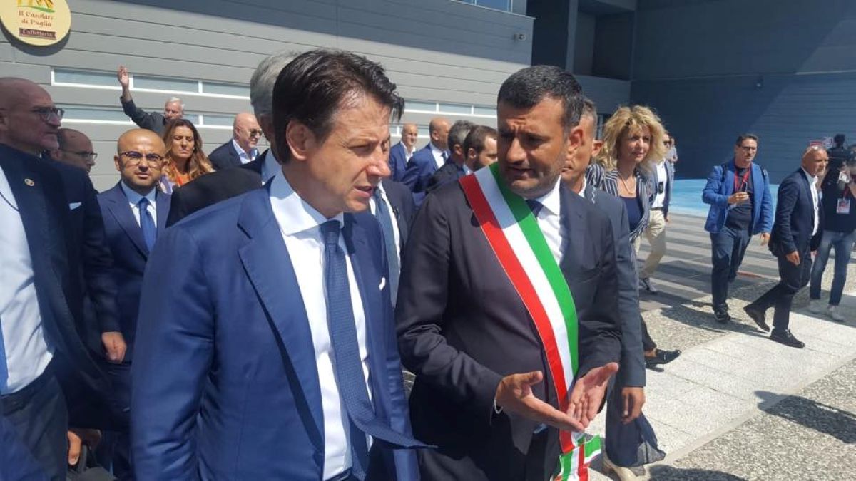 Galleria foto 'Verso le regionali in Puglia, Conte: «Decaro ha le carte in regola per un progetto di rinnovamento»' - foto 1