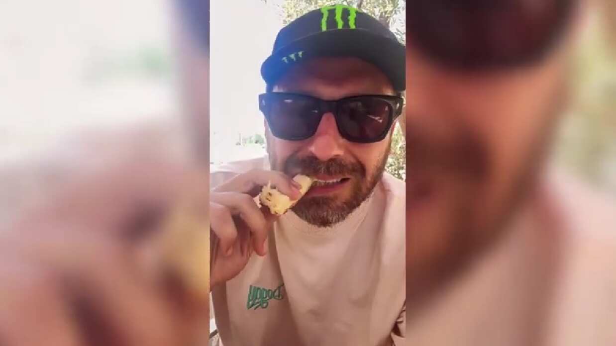 Galleria foto 'Cesare Cremonini a Bari, il “soundcheck” tutto pugliese: «Il più bel suono di pane d’Italia» – VIDEO' - foto 1
