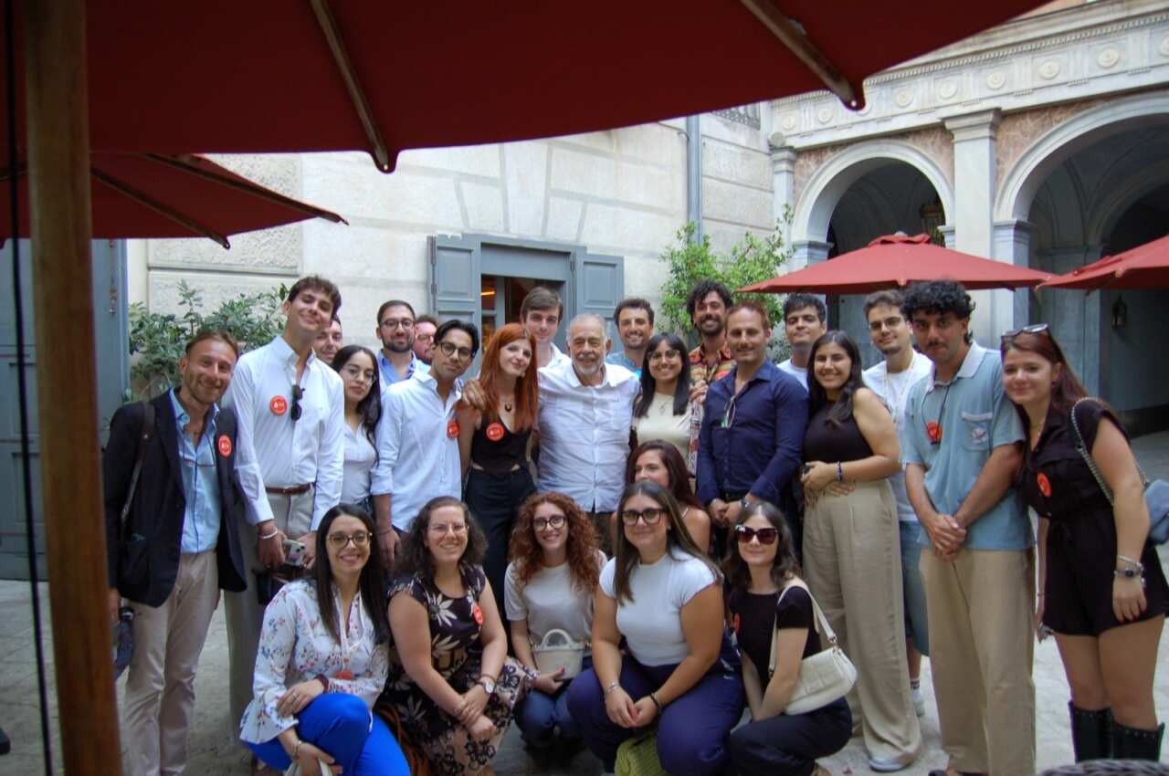 Il gruppo FAI Giovani della Costa Jonica incontra il regista Francis Ford Coppola a Bernalda – FOTO Il gruppo FAI Giovani della Costa Jonica incontra il regista Francis Ford Coppola a Bernalda – FOTO