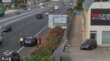Incidente a Bari, auto vola fuori strada sulla tangenziale e si schianta contro un edificio