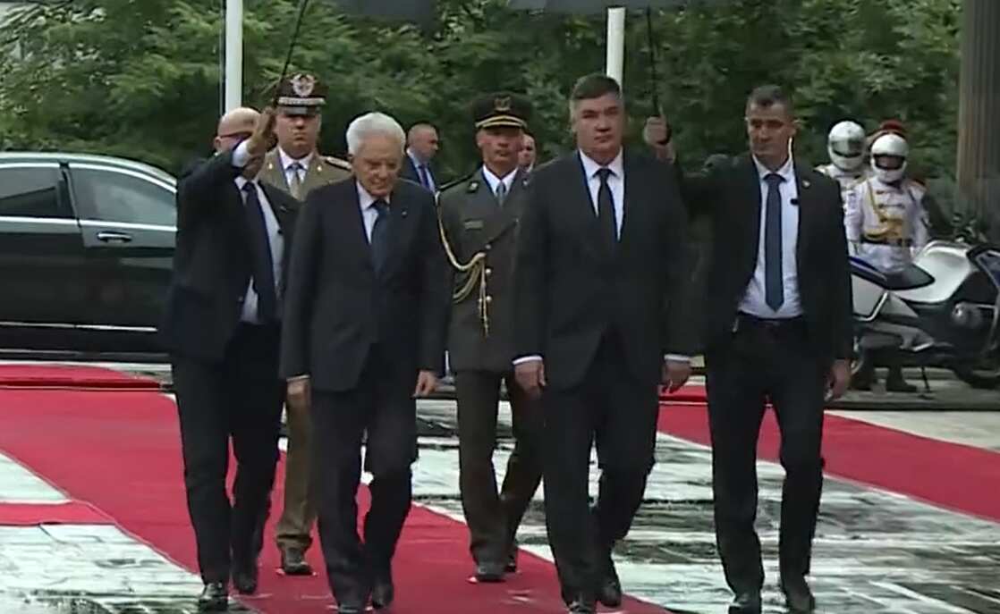 Italia-Croazia, Mattarella a Zagabria: colloqui con Milanović su rapporti bilaterali, UE e crisi internazionali Italia-Croazia, Mattarella a Zagabria: colloqui con Milanović su rapporti bilaterali, UE e crisi internazionali
