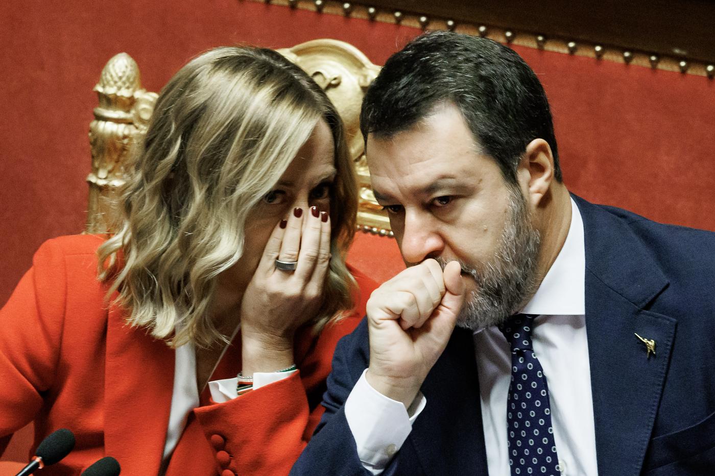 Caso Open Arms, Meloni difende Salvini: «Surreale accanimento dopo 3 anni di processo» Caso Open Arms, Meloni difende Salvini: «Surreale accanimento dopo 3 anni di processo»