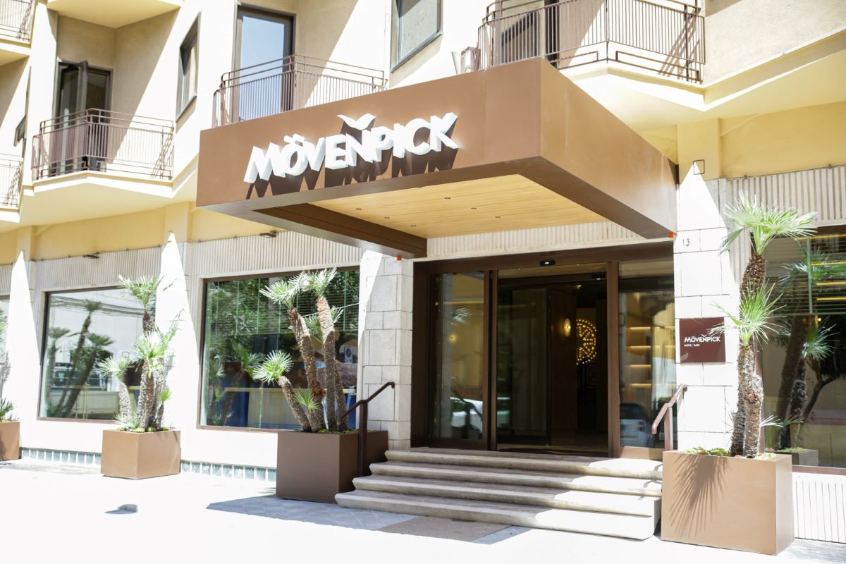 Galleria foto 'Bari, si chiude il capitolo del Palace Hotel: comincia l’era del Mövenpick' - foto 3