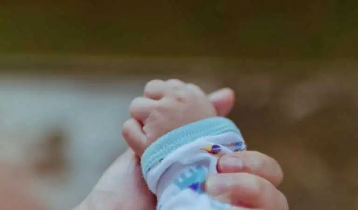 Bari, neonato cardiopatico morì dopo un intervento al Pediatrico: la famiglia chiede 350mila euro Bari, neonato cardiopatico morì dopo un intervento al Pediatrico: la famiglia chiede 350mila euro