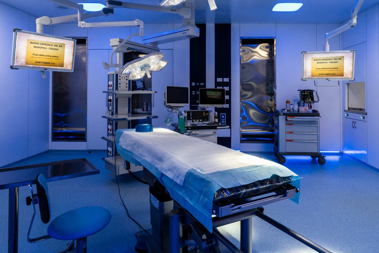 Galleria foto 'Ospedale Monopoli-Fasano inaugurato, Emiliano: «Operativo entro l’anno, ora via alle procedure» – VIDEO' - foto 4