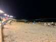 Bari, rafforzata l’illuminazione a Pane e Pomodoro: «Più sicurezza nella spiaggia più frequentata della città» – FOTO