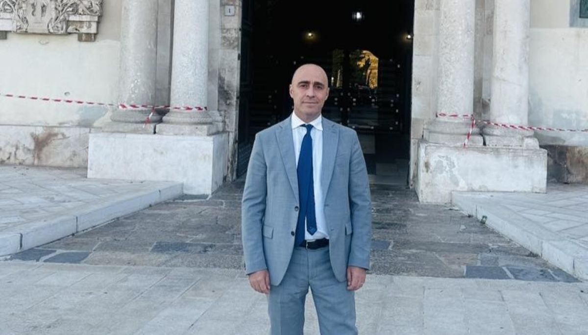 Galleria foto 'Taranto, il sindaco Bitetti si dimette dopo un confronto con cittadini e associazioni sull’ex Ilva: «Inagibilità politica»' - foto 1