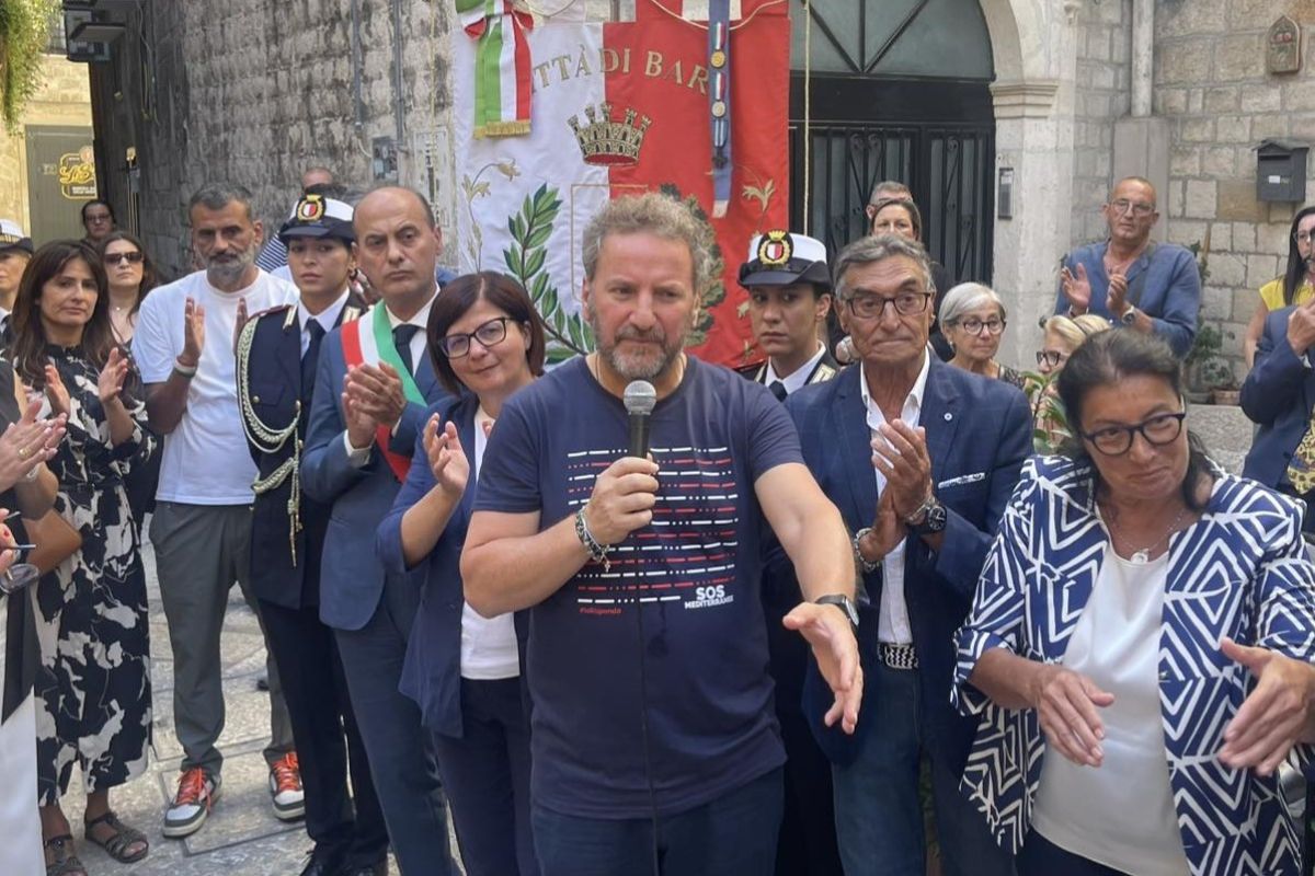 A Bari vecchia il ricordo di Michele Fazio: vittima innocente di mafia, ucciso il 12 luglio del 2001 A Bari vecchia il ricordo di Michele Fazio: vittima innocente di mafia, ucciso il 12 luglio del 2001