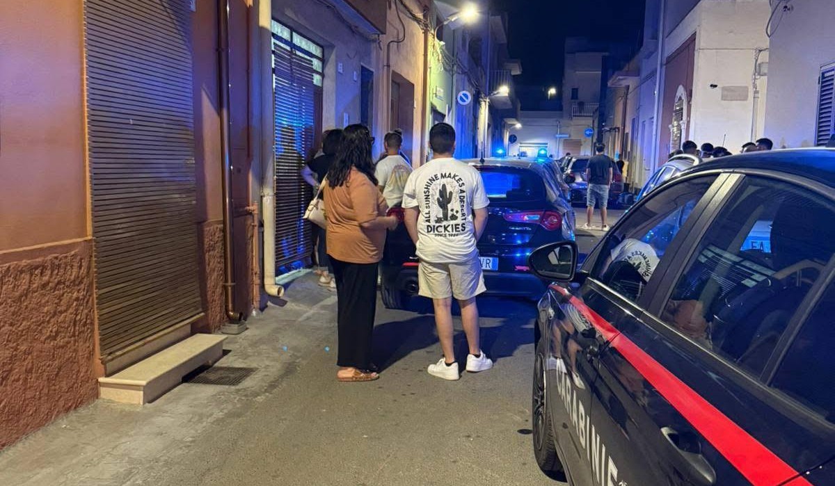 Latiano, violenta lite per vendetta tra due famiglie: fermati un 53enne e suo figlio di 18 anni Latiano, violenta lite per vendetta tra due famiglie: fermati un 53enne e suo figlio di 18 anni