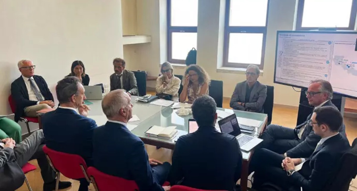 Galleria foto 'Terna investirà 3,2 miliardi di euro in Puglia: pronto un piano decennale per la rete elettrica nazionale' - foto 1