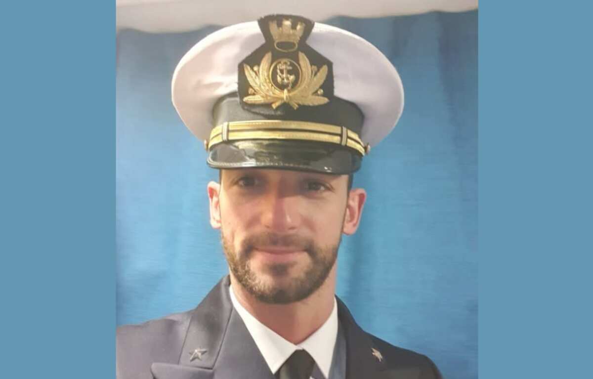Galleria foto 'Tragedia in Marina Militare, muore a soli 35 anni Vincenzo Gorgoglione: il cordoglio di Crosetto e Bardi' - foto 1