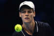 Atp Cincinnati 2025, Jannik Sinner si ritira in lacrime dopo 5 game: Carlos Alcaraz campione